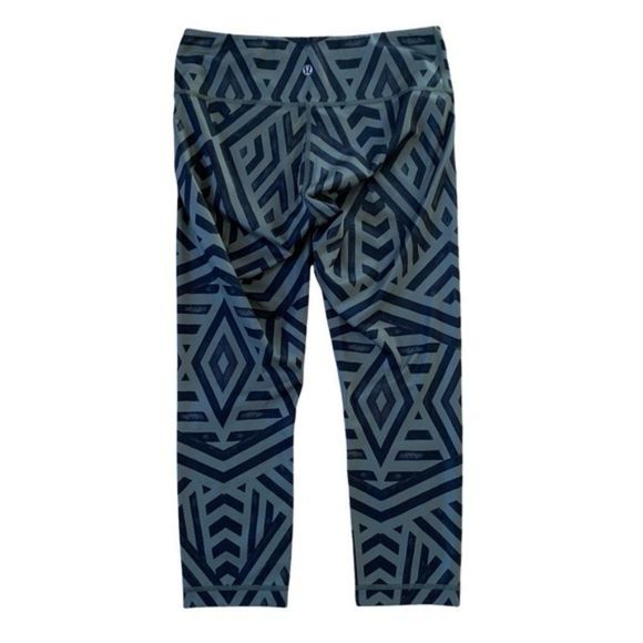 Lululemon Wunder Under Crop II Size 6 - Picture 5 of 12